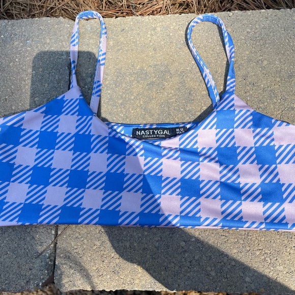 NASTY GAL HIGHWAISTED SWIM BOTTOMS - Picture 5 of 6